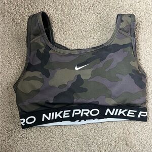 Nike Pro Camo Sports Bra